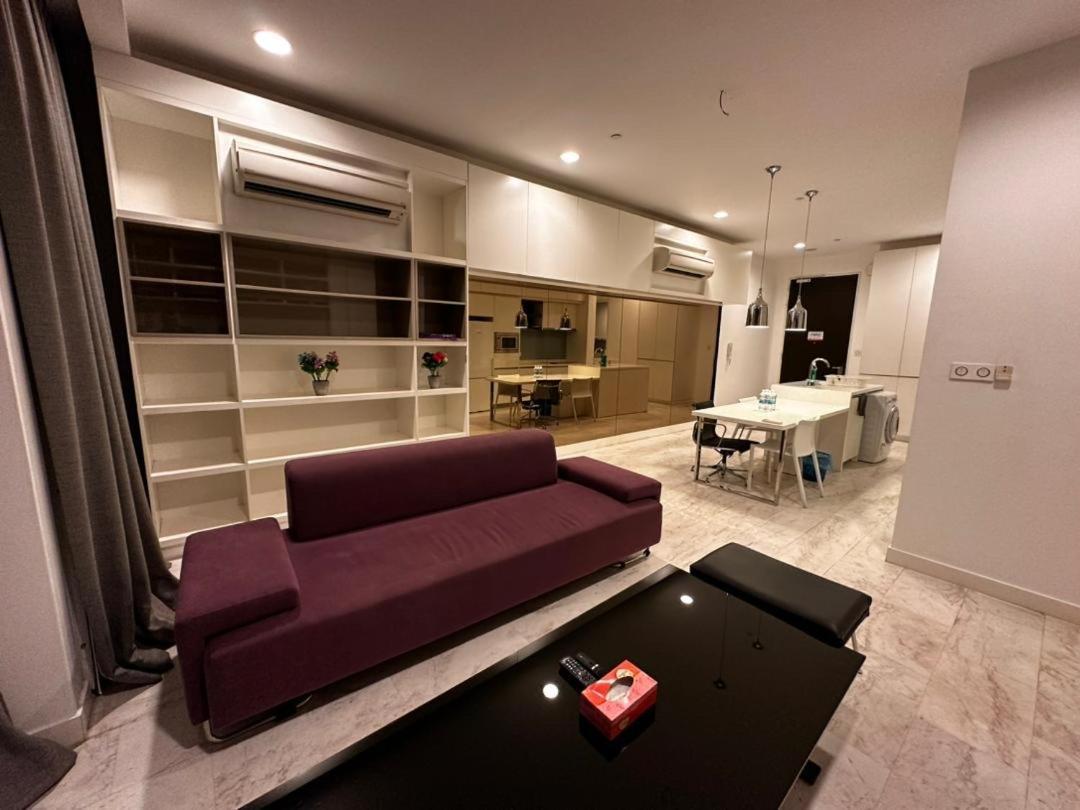 The Platinum Klcc By Cozy White Apartment Kuala Lumpur Exterior photo